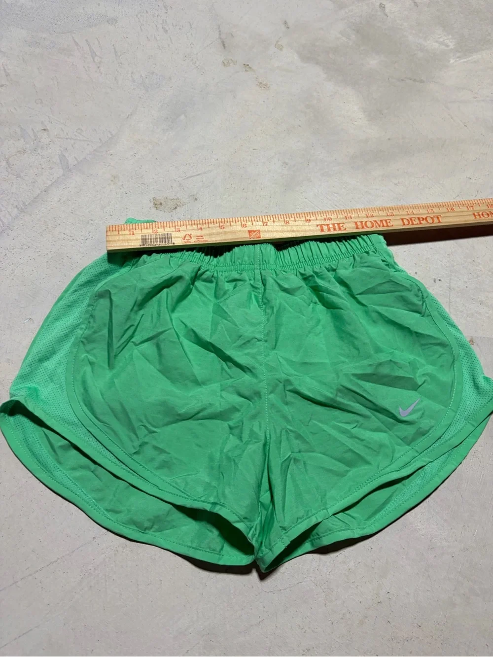 Nike Women's Bright Green Athletic Running Shorts small